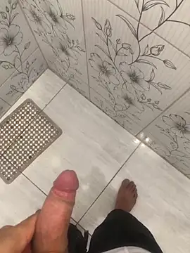 Snapshot of vintin21cm chatting on 10/02/25, 05:09 vintin21cm online show from 10/02/25, 05:09