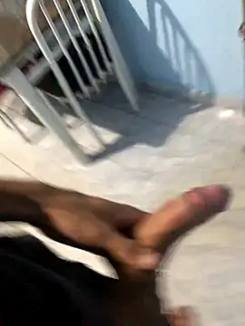 Snapshot of vintin21cm chatting on 10/04/25, 03:04 vintin21cm online show from 10/04/25, 03:04