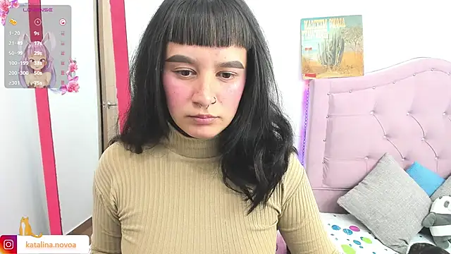 Katalina novoa online show from 02/12/25, 12:58