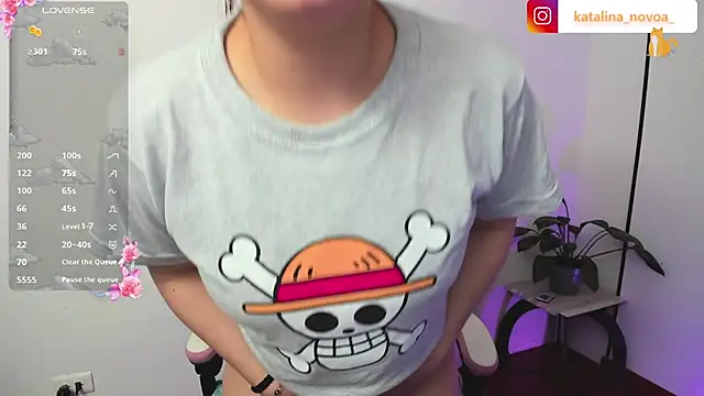 Snapshot of Katalina_novoa chatting on 07/08/26, 02:05 Katalina novoa online show from 07/08/26, 02:05