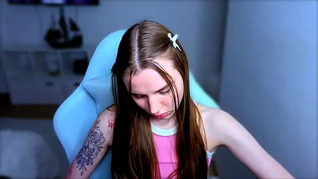 StellaLawless online show from 10/31/25, 12:55