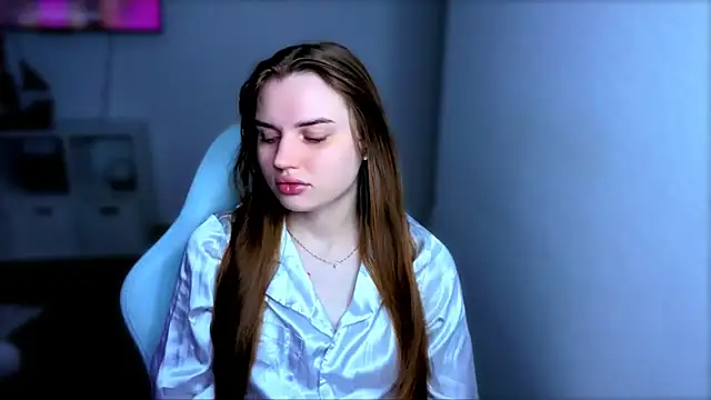 StellaLawless online show from 11/30/25, 07:40