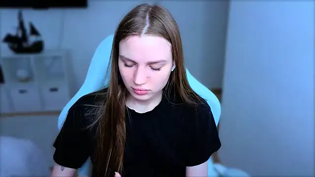 StellaLawless online show from 03/21/26, 11:04