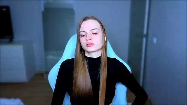 StellaLawless online show from 05/30/26, 08:17