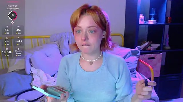 KatieMelone online show from 12/02/24, 10:18