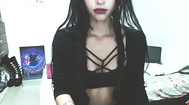 Snapshot of TaraTetsu_ chatting on 02/01/25, 12:40 TaraTetsu online show from 02/01/25, 12:40