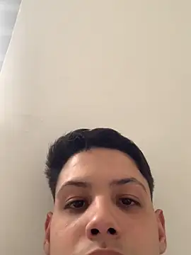 Snapshot of matheuszk_007 chatting on 10/18/25, 05:14 matheuszk 007 online show from 10/18/25, 05:14