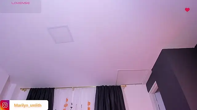 MarilynSmIith online show from 10/16/25, 12:06