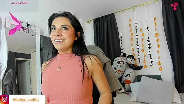 MarilynSmIith online show from 10/24/25, 11:50