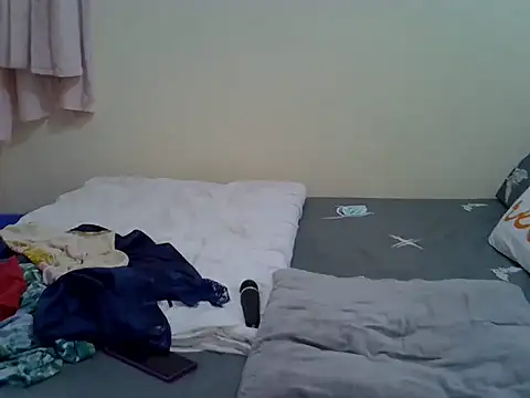 Sweet Bear online show from 12/17/25, 06:08