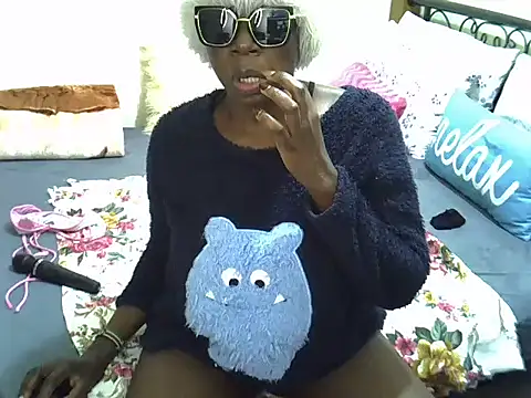 Sweet Bear online show from 04/03/26, 05:44