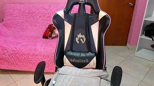 keity moon online show from 04/07/26, 02:17