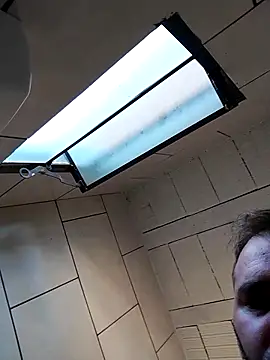 Snapshot of danielsafado222 chatting on 02/08/25, 02:16 danielsafado222 online show from 02/08/25, 02:16