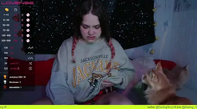 Snapshot of darling_tony chatting on 02/06/25, 12:54 darling tony online show from 02/06/25, 12:54