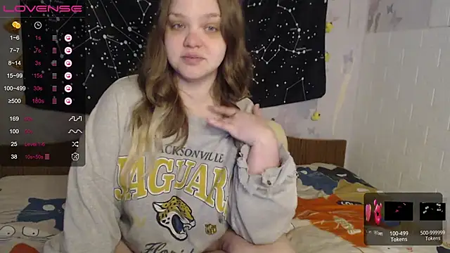 Snapshot of darling_tony chatting on 09/24/25, 11:24 darling tony online show from 09/24/25, 11:24