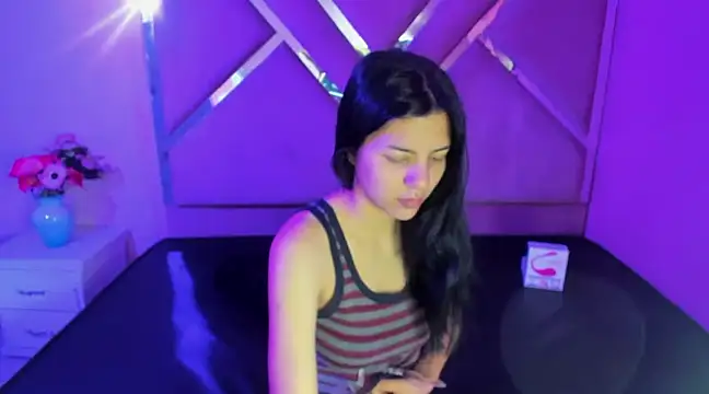 Snapshot of IsisRouse chatting on 03/11/25, 03:05 IsisRouse online show from 03/11/25, 03:05