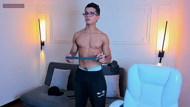 Paradise boy s online show from 10/22/25, 09:36