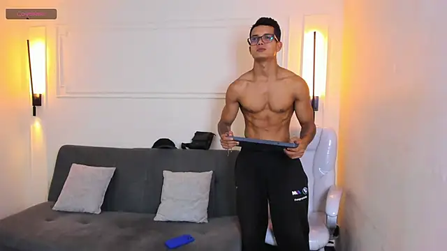 Paradise boy s online show from 11/26/25, 03:02