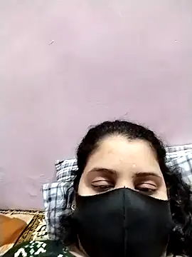 Snapshot of Ruksar-Pathan chatting on 01/12/25, 09:51 Ruksar-Pathan online show from 01/12/25, 09:51