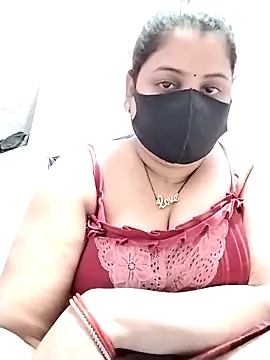 Snapshot of Ruksar-Pathan chatting on 02/14/25, 08:48 Ruksar-Pathan online show from 02/14/25, 08:48