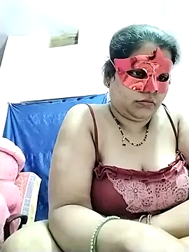 Snapshot of Ruksar-Pathan chatting on 03/12/25, 03:29 Ruksar-Pathan online show from 03/12/25, 03:29