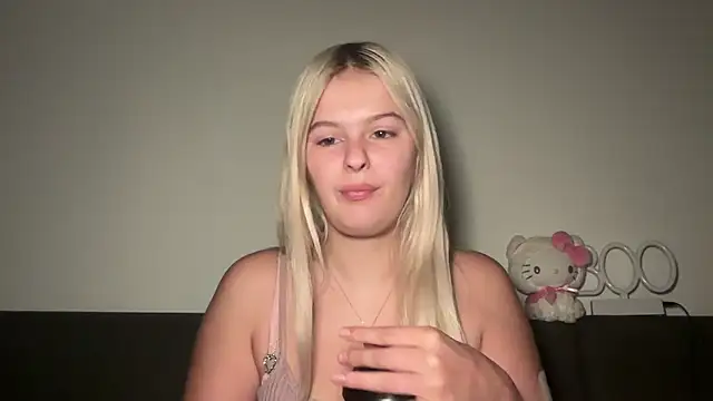 Allylove03 online show from 06/15/26, 03:20