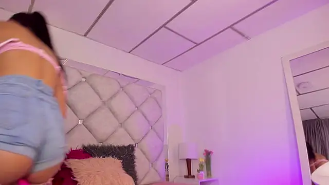 alessiaferry online show from 03/12/25, 08:52