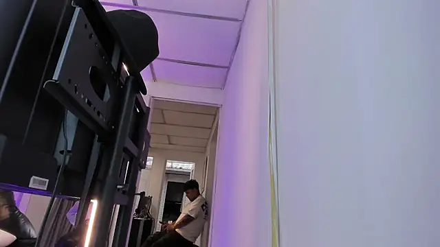 alessiaferry online show from 03/13/25, 10:43