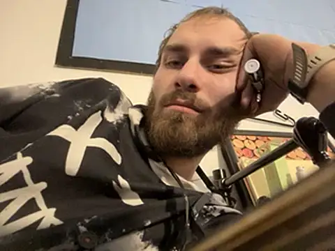 pervy devil online show from 12/05/24, 08:55