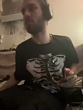 pervy devil online show from 12/16/25, 09:31