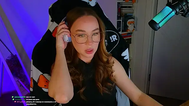 Emili1- online show from 03/19/25, 02:13