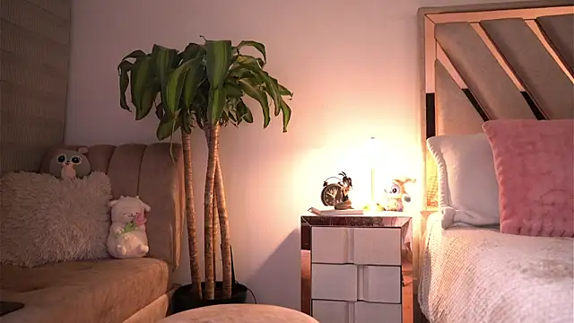  Andyy   online show from 02/04/26, 05:46