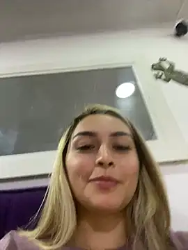 Snapshot of emma_oxford chatting on 01/29/25, 12:22 emma oxford online show from 01/29/25, 12:22