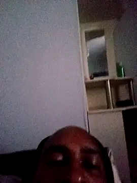 Snapshot of Beto0815 chatting on 03/01/26, 04:25 Beto0815 online show from 03/01/26, 04:25