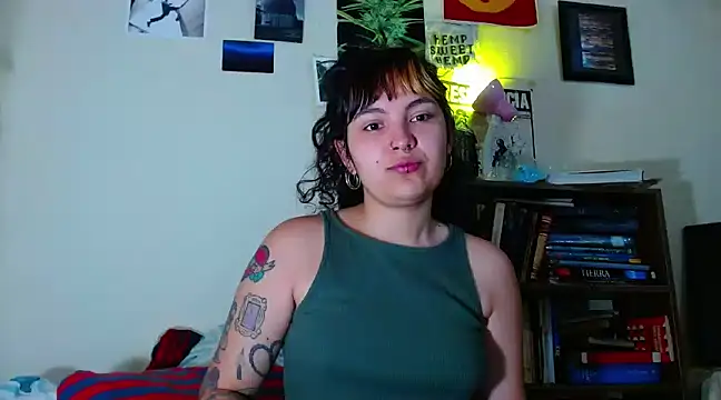 sweetiee mary online show from 02/12/25, 04:33