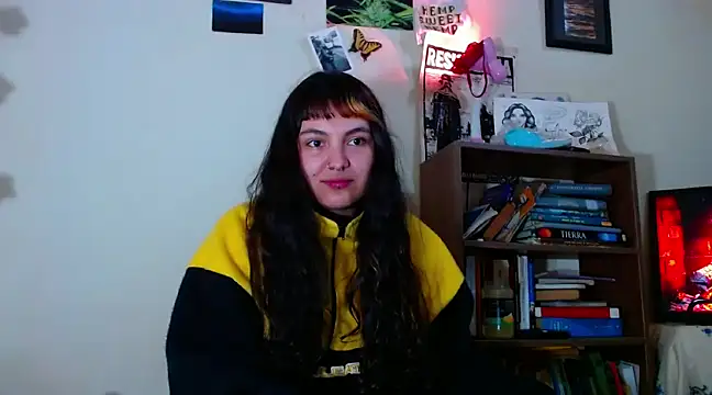 sweetiee mary online show from 02/28/25, 05:04