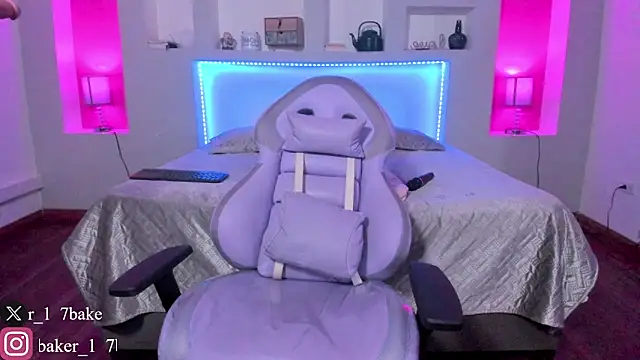 ViolettaBaker  online show from 02/14/25, 01:34