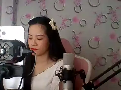 Nana-68 online show from 02/05/25, 04:06