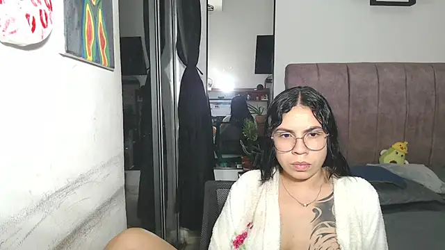 Liza Thurner online show from 09/25/25, 03:32