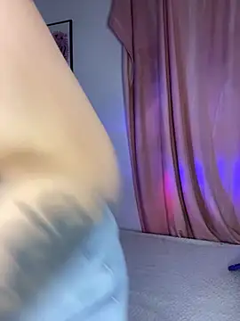 Ari Martin online show from 11/23/25, 05:07