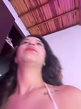 little-Emma online show from 04/07/26, 12:22