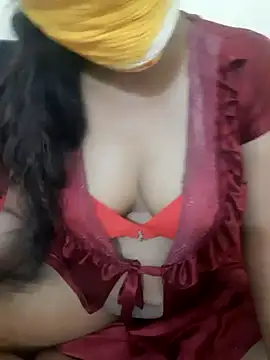 Snapshot of Lovely_Pragati chatting on 02/11/25, 04:46 Lovely Pragati online show from 02/11/25, 04:46
