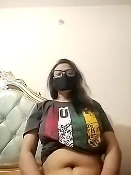 Snapshot of Lovely_Pragati chatting on 01/14/26, 07:14 Lovely Pragati online show from 01/14/26, 07:14