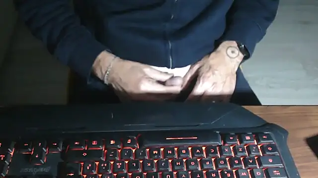 Adri gard online show from 10/27/25, 09:30