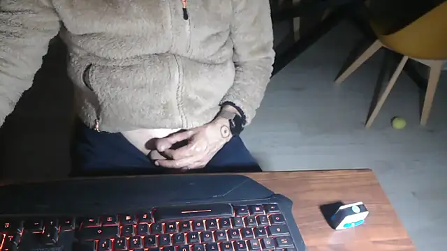 Adri gard online show from 03/08/26, 09:18