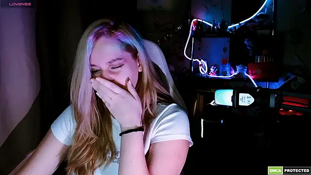 Snapshot of Bad_Girl009 chatting on 02/22/26, 05:33 Bad Girl009 online show from 02/22/26, 05:33