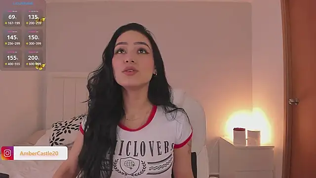 Snapshot of Amber-9 chatting on 01/05/25, 03:32 Amber-9 online show from 01/05/25, 03:32