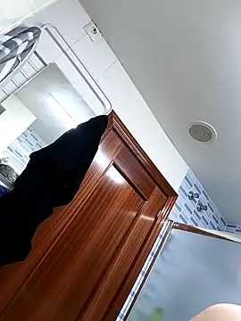 calamardo19 online show from 02/22/25, 06:06