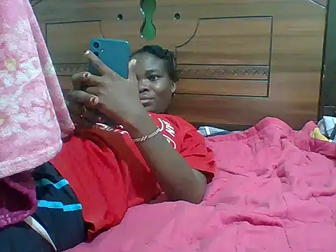 sexxyqueenn22 online show from 10/04/25, 02:04