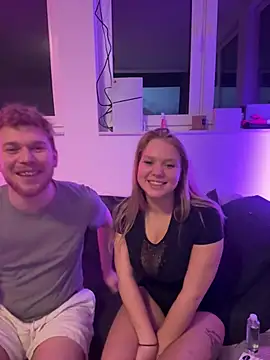 Snapshot of NickyGold_Official chatting on 01/10/25, 10:25 NickyGold Official online show from 01/10/25, 10:25